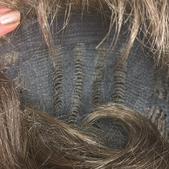 Beautiful wig TLC - Picture 5 of 9